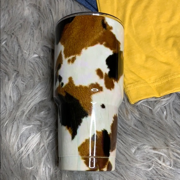 L&B Other - Cow print tumbler